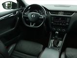 Škoda Octavia (2015) RS 2.0 TSI, Automat - náhled 7