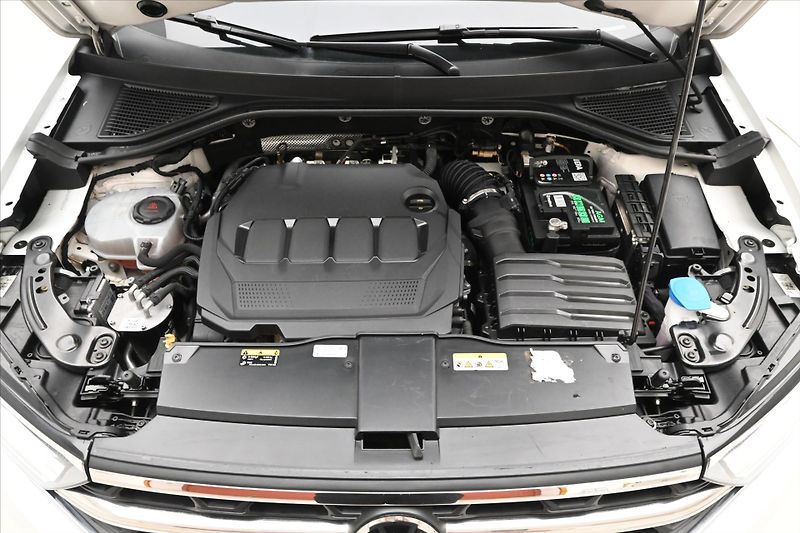 Volkswagen T-Roc 2,0 TDI 110kW DSG STYLE Záruka - fotka 9 z 31