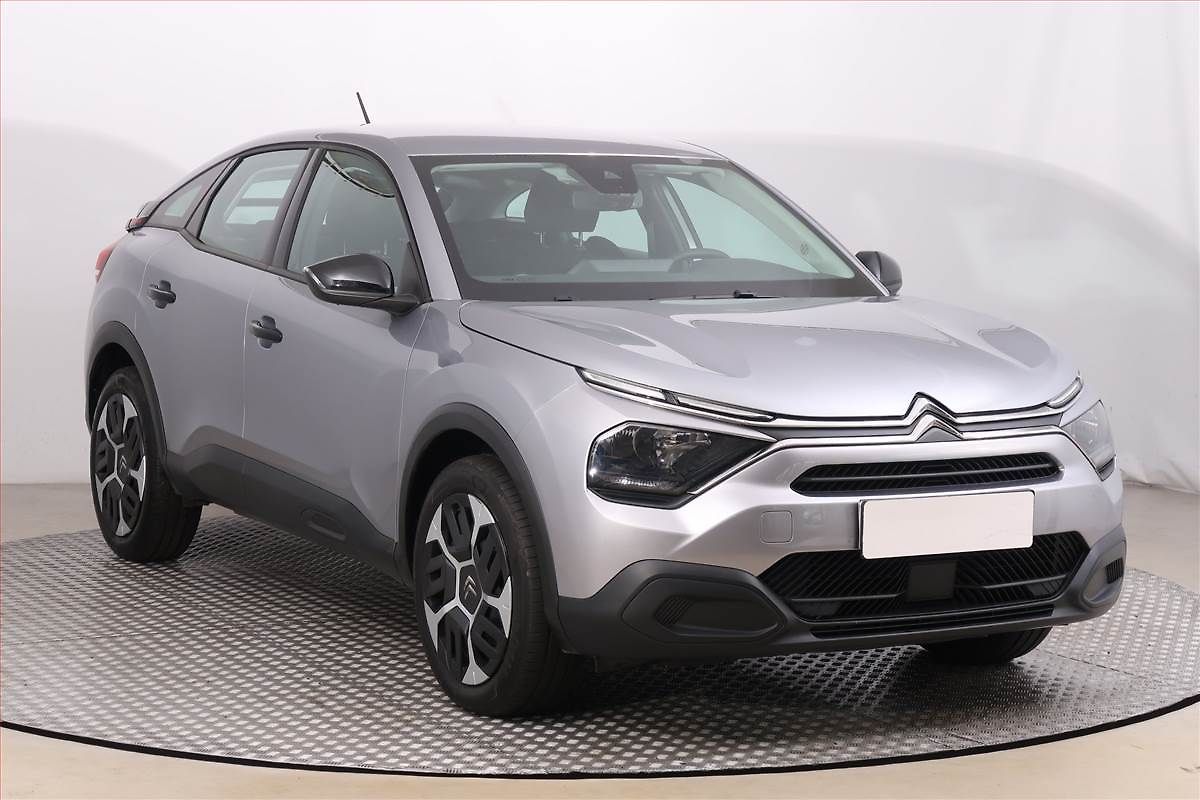 Citroën C4 1.2 PureTech, ČR,1.maj