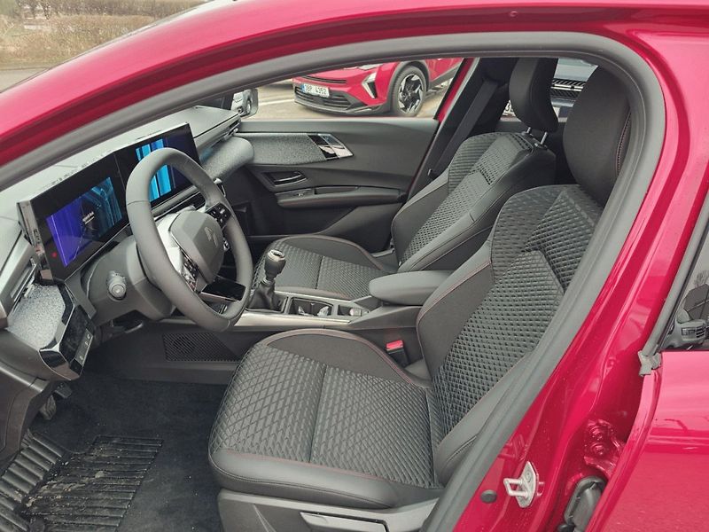Renault Clio (2026) techno TCe 115 - fotka 19 z 28
