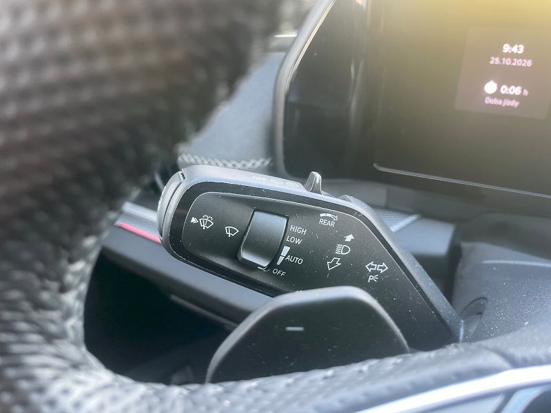 Škoda Kodiaq (2026) SPORTLINE 4X4 TD 142/2.0 A7A - fotka 31 z 57