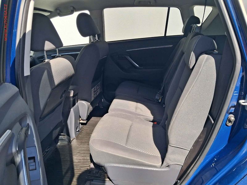 Toyota Verso (2013) 1.8i, 1.maj,ČR, Navi, AC - fotka 10 z 19