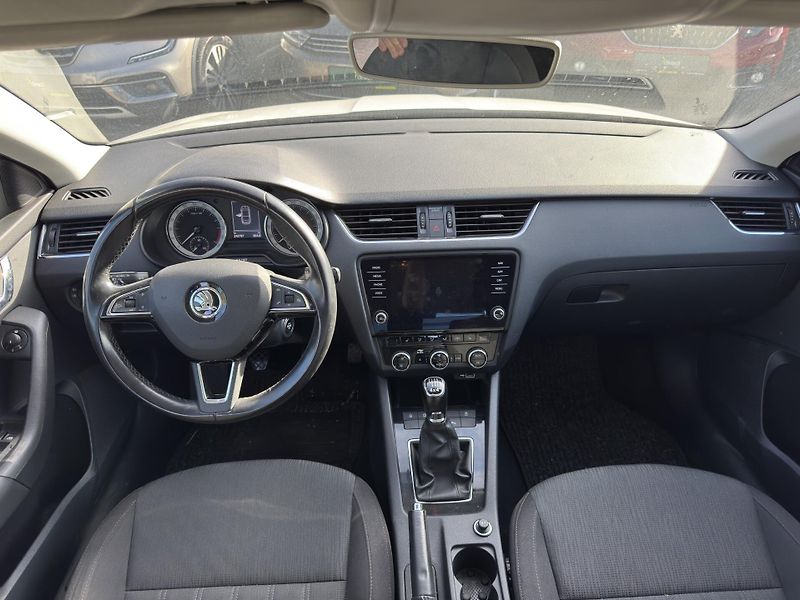 Škoda Octavia - fotka 7 z 10