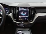 Volvo XC60 B5 AWD Plus Dark VZDUCH TAŽNÉ - náhled 14