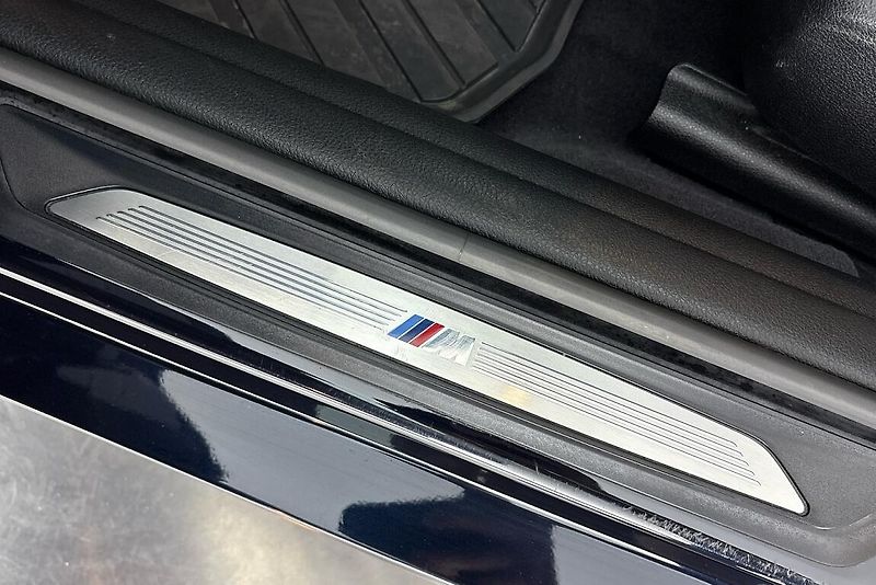 BMW Řada 4 435d xDrive - fotka 16 z 28