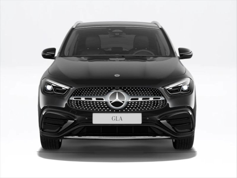 Mercedes-Benz GLA (2026) 1,3 180 Edition 140 Years - fotka 2 z 9