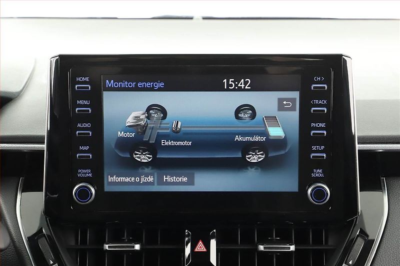 Toyota Corolla (2021) Style 2.0 Hybrid, Automat, ČR - fotka 13 z 16