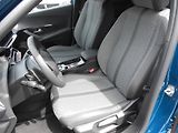 Peugeot 2008 ALLURE 1,2 AT8 adaptivní temp. - náhled 11
