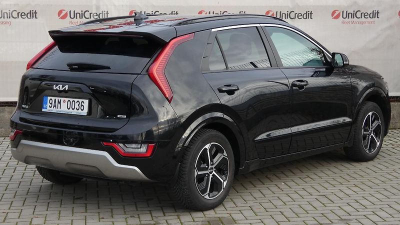Kia Niro 1.6 GDI HEV DCT Comfort - fotka 3 z 21
