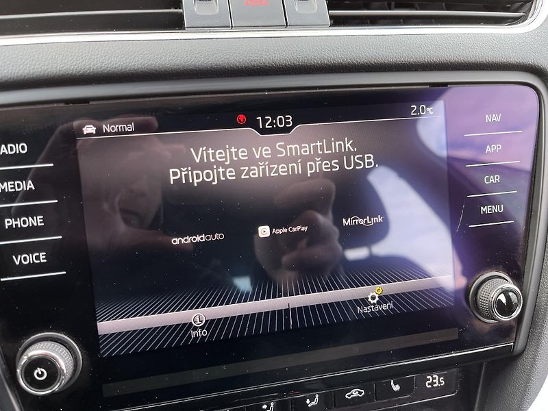Škoda Octavia (2020) 2.0TDI 110KW*NEZ.TOPENÍ*TZ ! - fotka 17 z 38