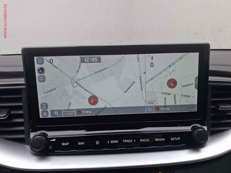 Kia XCeed (2020) 1.6 CRDi, ČR, TZ, LED, navi - fotka 17 z 20