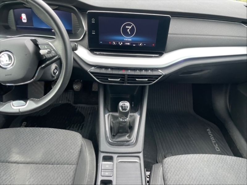 Škoda Octavia 1,5 TSI Style - fotka 10 z 11
