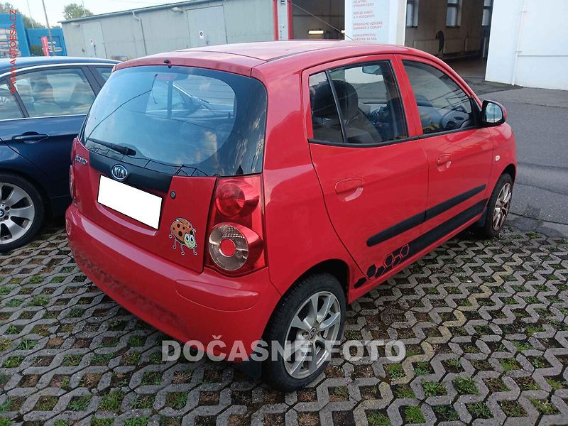 Kia Picanto (2009) 1.0i, ČR - fotka 2 z 3