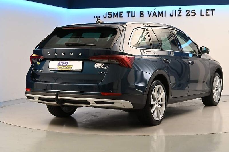 Škoda Octavia (2023) 2.0 SCOUT 4x4 DSG Matrix LED T - fotka 5 z 36