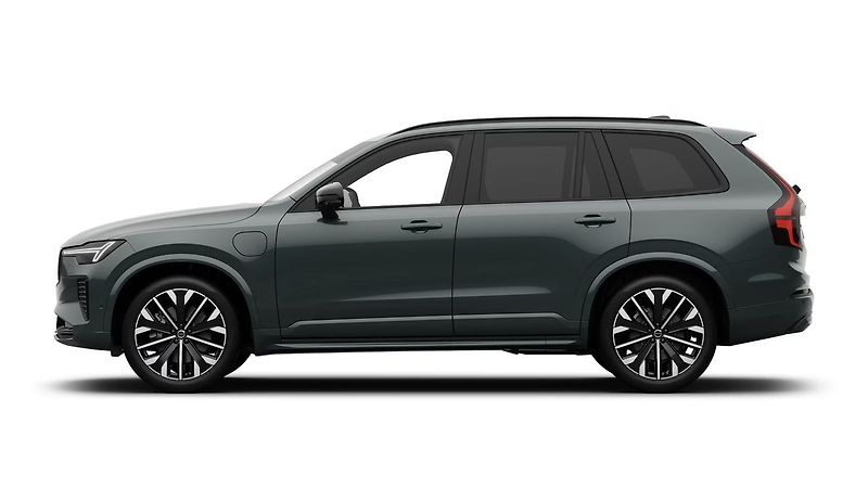 Volvo XC90 (2026) PLUS DARK T8, 360°, VZDUCH - fotka 2 z 6