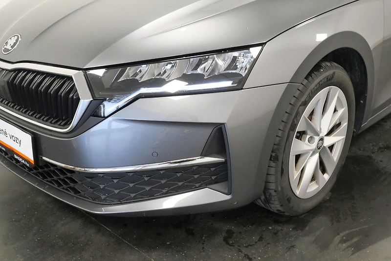 Škoda Octavia - fotka 9 z 23