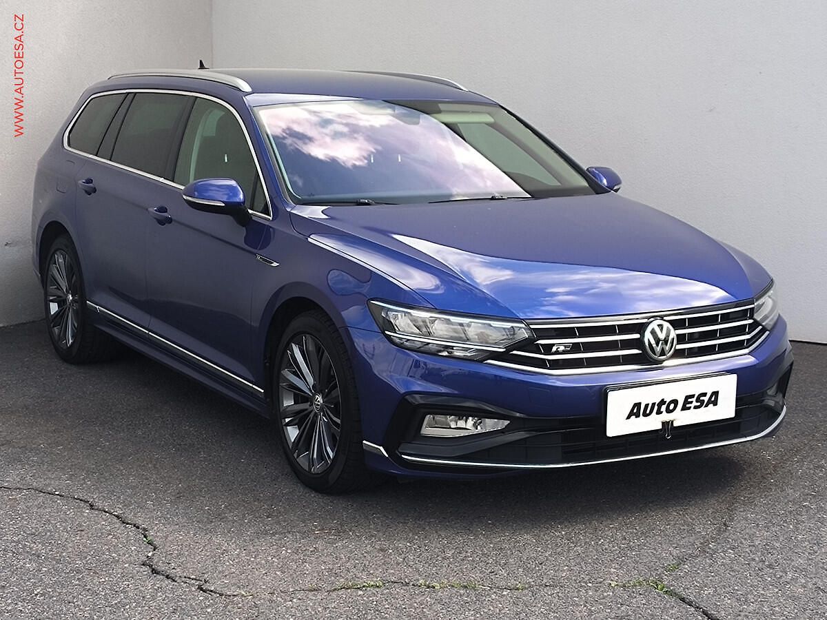Volkswagen Passat 2.0TDi, ČR, R-Line, DSG, LED
