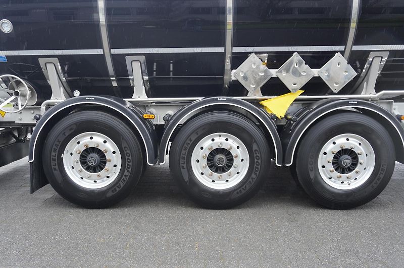 LAG (2025) O-3-ST L4BH bitumen / ADR - fotka 18 z 25