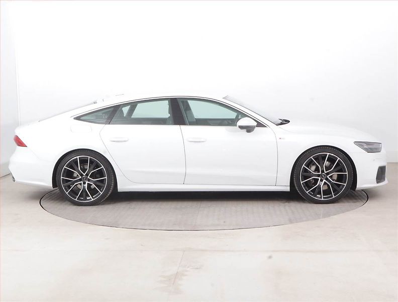 Audi A7 (2018) 55 TFSI - fotka 6 z 22