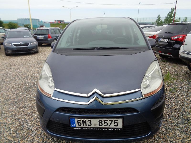 Citroën C4 Picasso 1,7 i 16V - fotka 2 z 15
