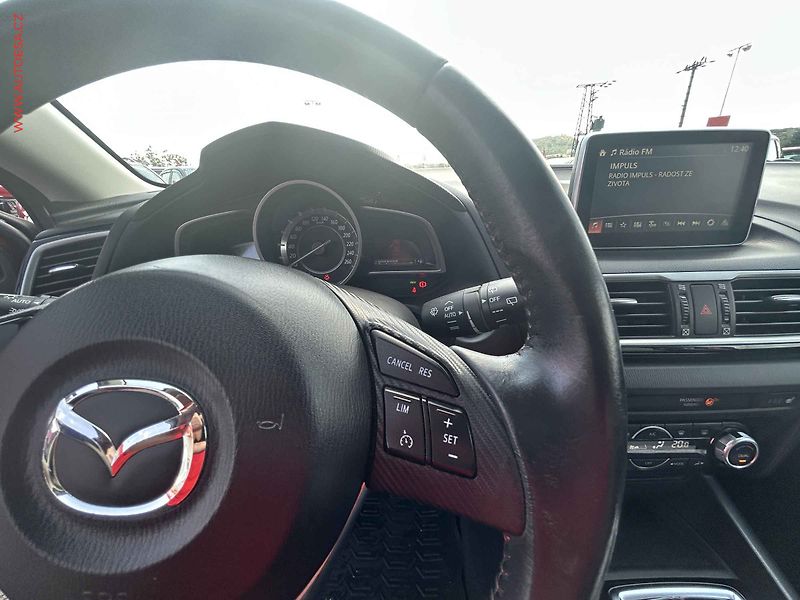 Mazda 3 (2014) 2.0i, autoAC, temp - fotka 19 z 19