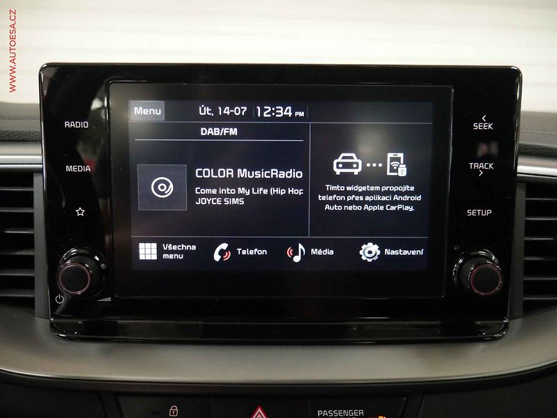 Kia Ceed (2023) 1.5 T-GDI, 1.maj,ČR, servis - fotka 14 z 20