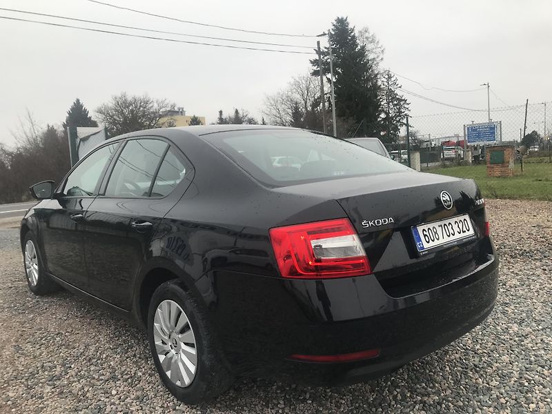 Škoda Octavia 1.6 TDI 85 KW,TEMPOMAT,KLIMA - fotka 7 z 14