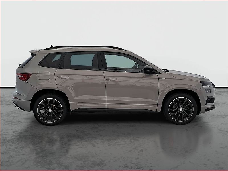 Škoda Karoq (2023) Sportline 1.5 TSI - fotka 6 z 17