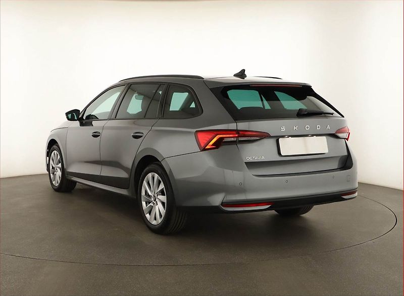 Škoda Octavia (2025) 1.5 TSI, SELECTION, DPH - fotka 4 z 13