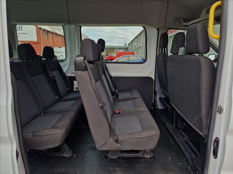 Ford Transit 2.0TDCi 96kw L2, 9-míst, ČR - fotka 17 z 39