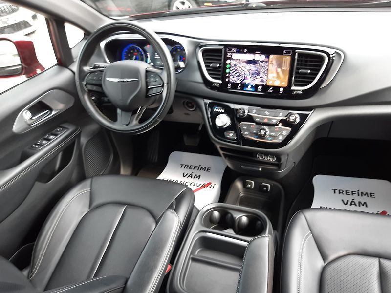 Chrysler Pacifica (2019) 3,6L SPORT, REZERVACE - fotka 11 z 48