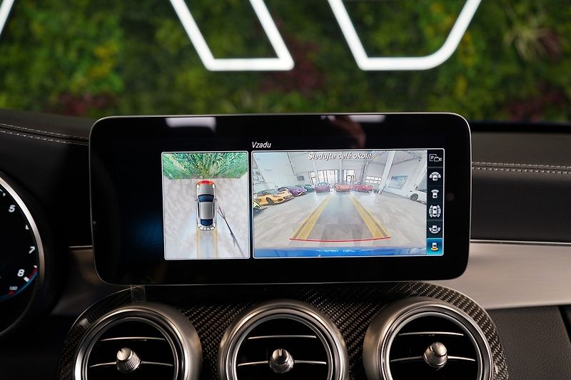 Mercedes-Benz Třídy C (2022) 63s*AMG*CERAMIC*HUD*CARBON*360 - fotka 44 z 44