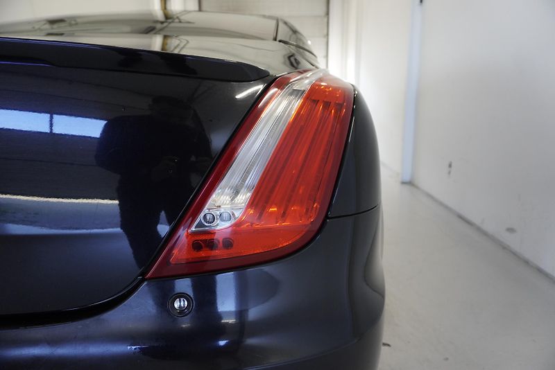 Jaguar XJ (2012) XJ  3,0D V6 AUTOMAT - fotka 9 z 39