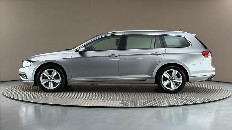 Volkswagen Passat 2.0 TDI DSG Elegance Variant - fotka 4 z 26