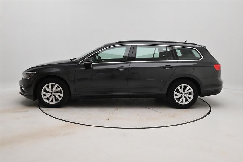 Volkswagen Passat 2,0 TDI 110kW DSG Business Zár - fotka 8 z 25