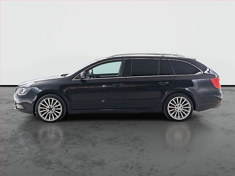 Škoda Superb (2015) 2.0 TDI, Navi, Xenony - fotka 3 z 21