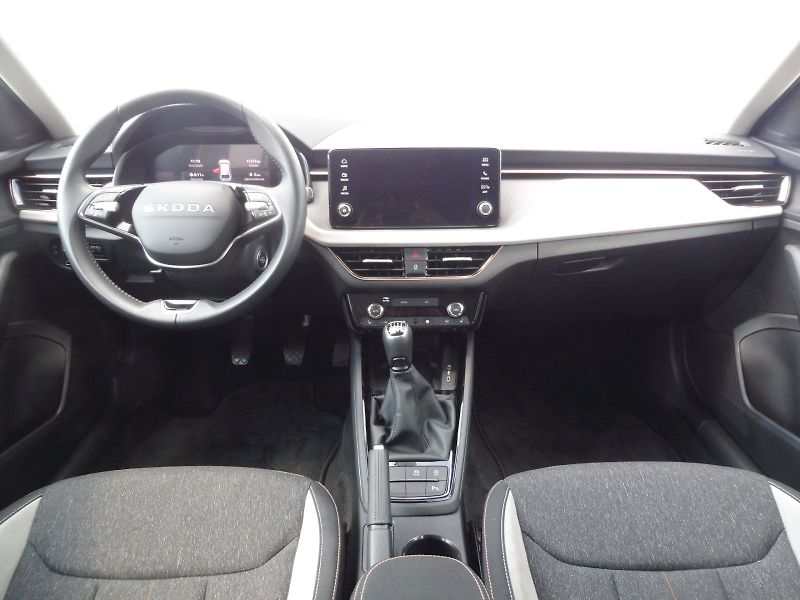 Škoda Scala (2025) Top Selection 1,0 TSI 85kW - fotka 5 z 29