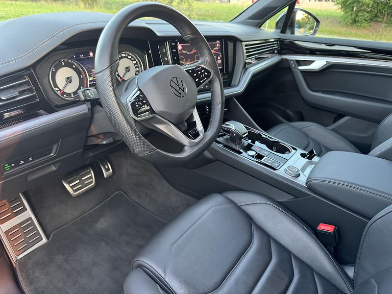 Volkswagen Touareg (2022) VW Touareg R-Line 210 kW | ČR  - fotka 8 z 18