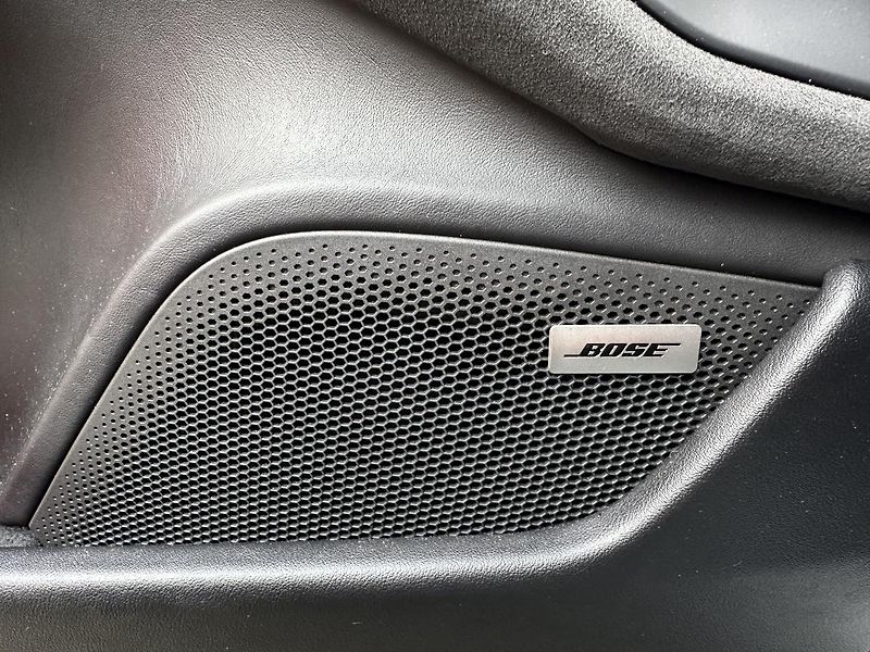 Porsche Taycan GTS-LIFT-SPORT TURISMO-ZÁRUKA - fotka 18 z 35