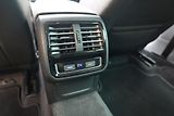 Volkswagen Passat 2.0 TDI 110 kW DCC BLIS ACC Ta - náhled 14