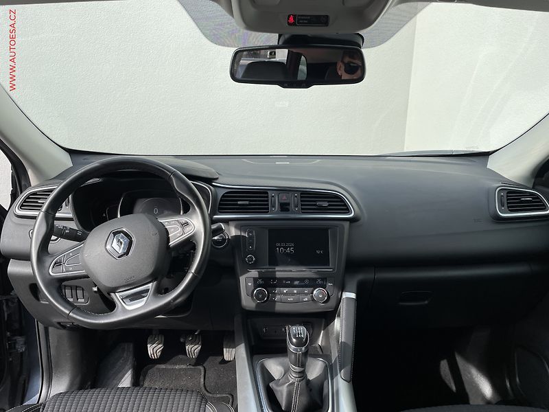 Renault Kadjar (2018) 1.6 DiG-T, BOSE, LED, navi - fotka 8 z 21