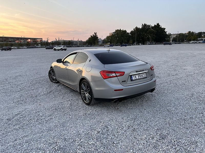 Maserati Ghibli (2017) SQ4 - fotka 16 z 17