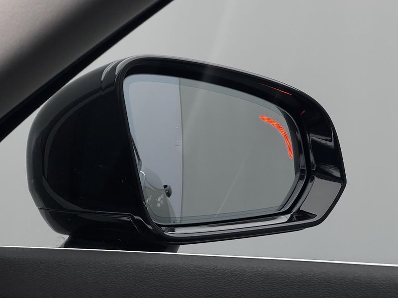 Volvo S90 T6 AWD MOMENTUM AUT 1.maj - fotka 19 z 53