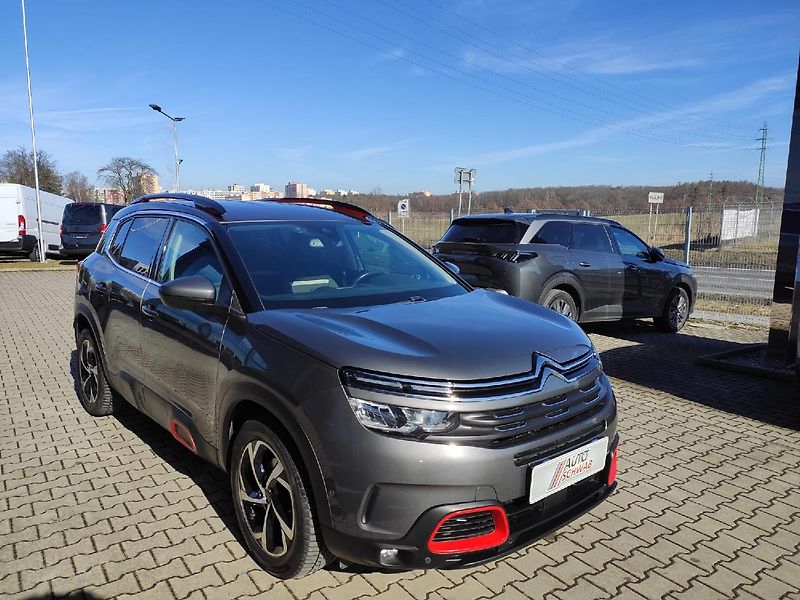 Citroën C5 Aircross (2019) SHINE 1.5 HDI 130k MAN6 TZ - fotka 8 z 32