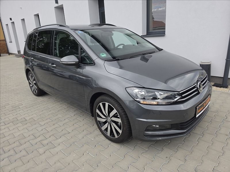 Volkswagen Touran 1,4 TSi 110KW DSG 7 MÍSTNÝ - fotka 4 z 52