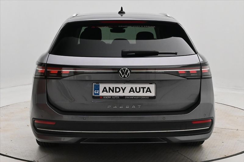 Volkswagen Passat 2,0 TDI 110 kW DSG Business Zá - fotka 6 z 33
