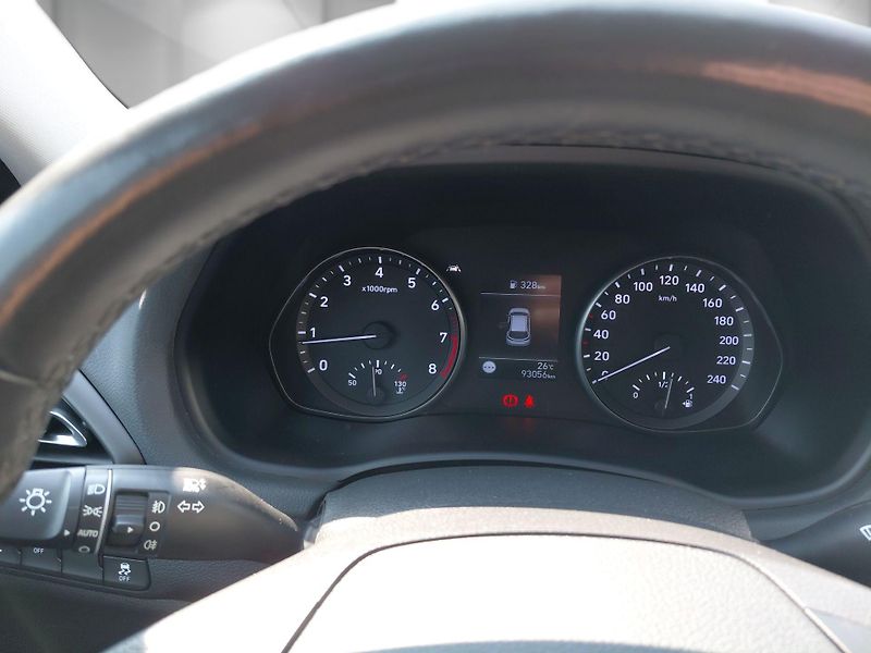 Hyundai i30 (2020) 1,5 CVVT 81 kW Smart ČR - fotka 18 z 25