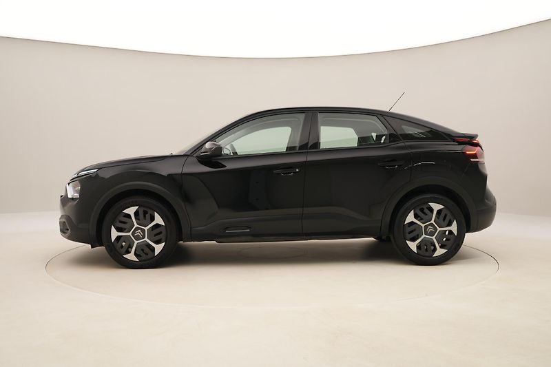 Citroën C4 1.2 PURETECH 74kW CZ - fotka 9 z 39