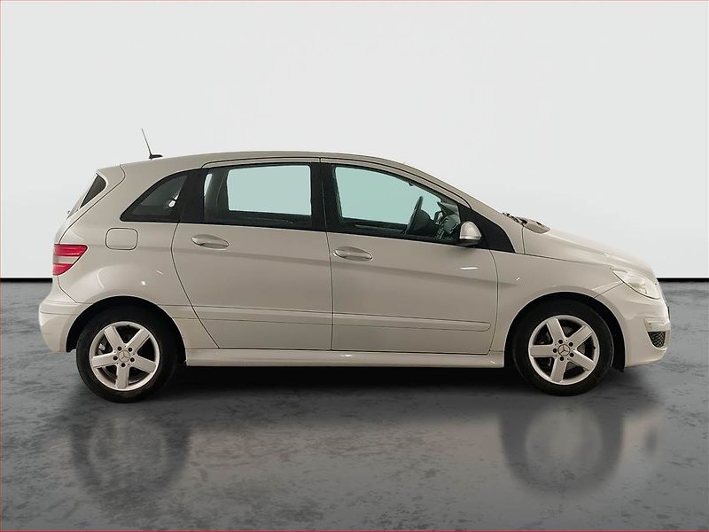 Mercedes-Benz Třídy B (2010) B 180 CDI , nová STK - fotka 6 z 18