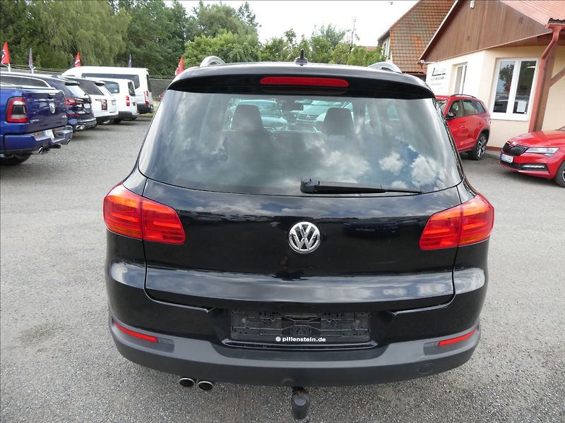 Volkswagen Tiguan 2,0 TDi 130kW Sport 4x4,TZ,nav - fotka 8 z 50